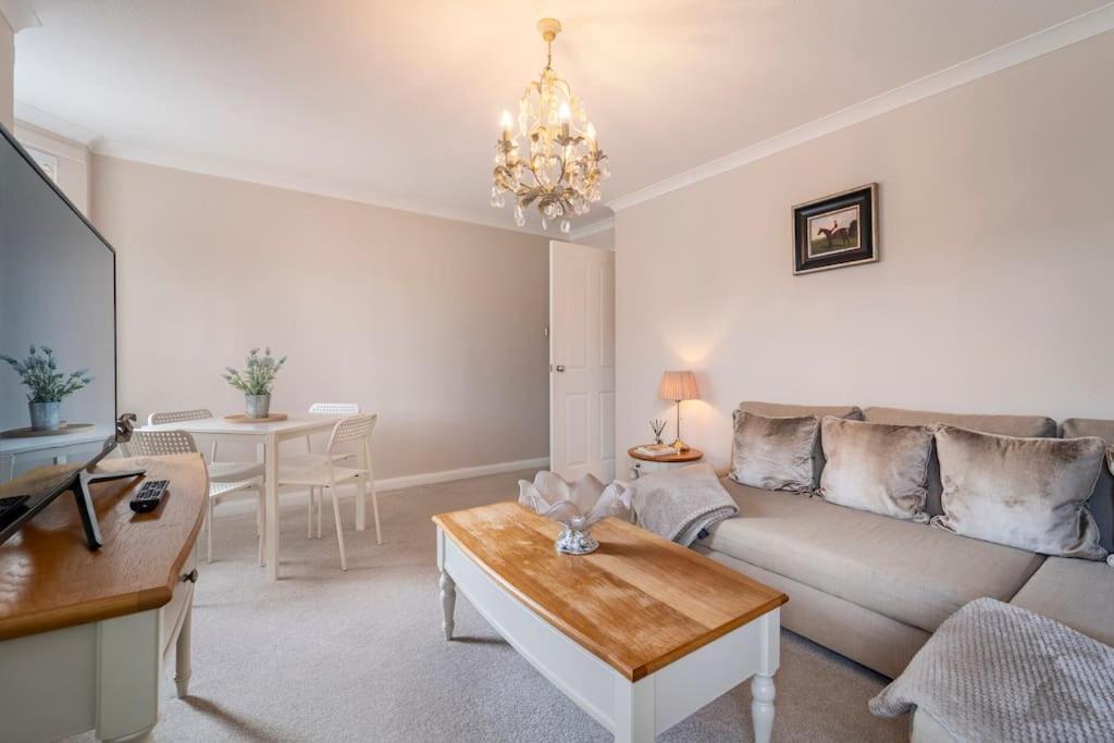 Immaculate City Centre Apartment With Free Parking - Ground Floor Aberdeen Eksteriør bilde