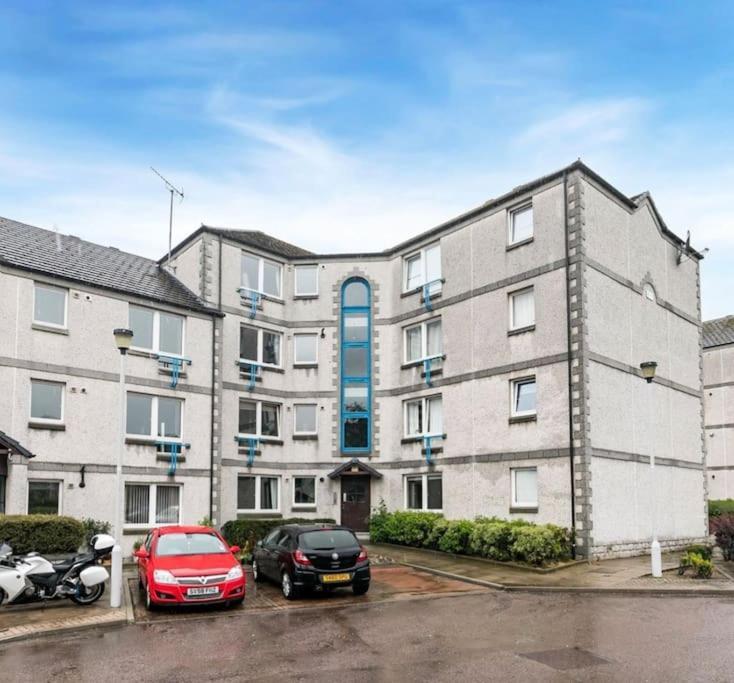 Immaculate City Centre Apartment With Free Parking - Ground Floor Aberdeen Eksteriør bilde